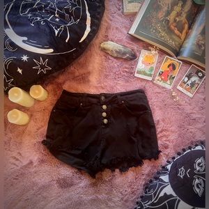 Angel Kiss 🖤 Ripped shorts ✨ Size 9